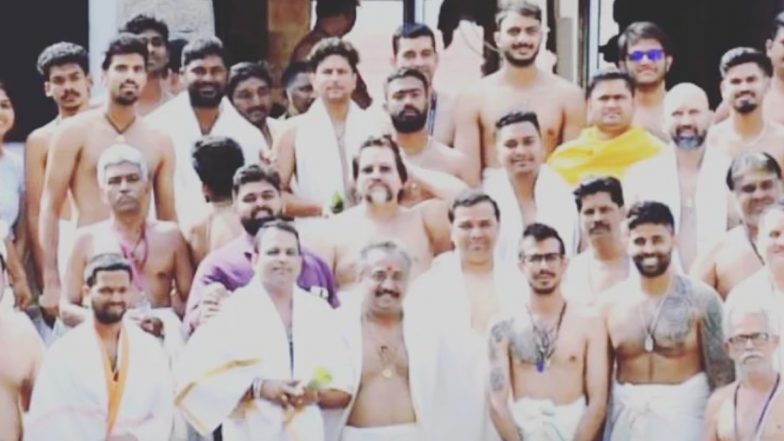 Indian Cricketers Visit Shree Padmanabhaswamy Temple Ahead of IND vs SL 3rd ODI 2023 at Thiruvananthapuram (See Pic)