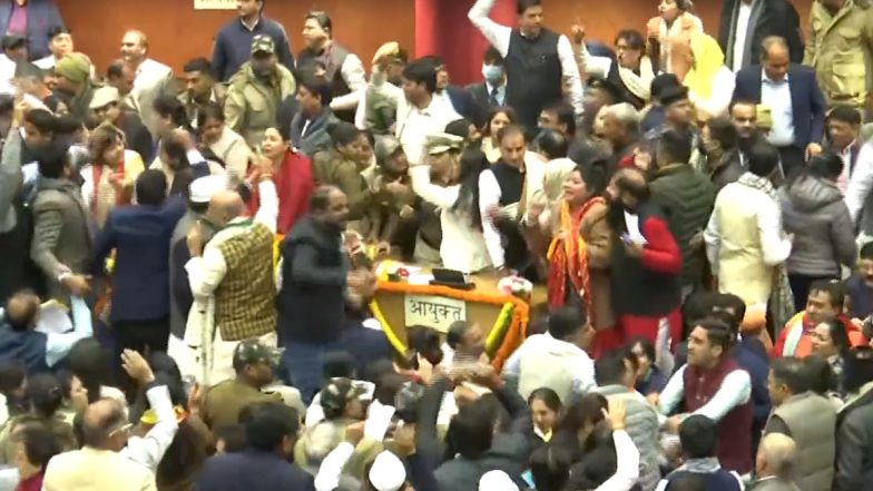 Delhi Mayor Election 2023: BJP, AAP Councillors Clash, Raise Slogans Against Each Other Ahead of MCD Mayoral Poll (Watch Video)