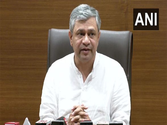 India News | Union Minister Aswini Vaishnaw Announces Ex-gratia for Passengers Injured in Train Derailment Incident - Vimarsana News