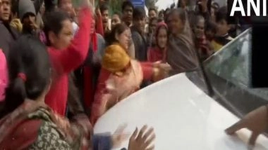 India News | People Protest Outside Sultanpuri Police Station over 'inaction' in Kanjhawala Death Case