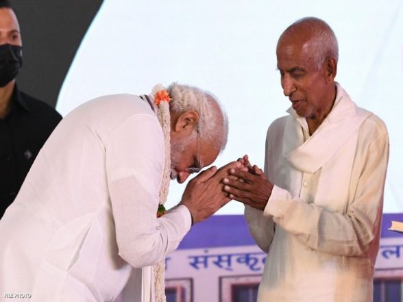 India News | PM Modi Condoles Demise of Karnataka Seer Siddheshwara Swamiji - Vimarsana News