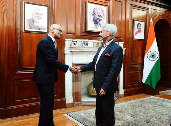 World News | Jaishankar Meets Microsoft CEO Satya Nadella in New Delhi