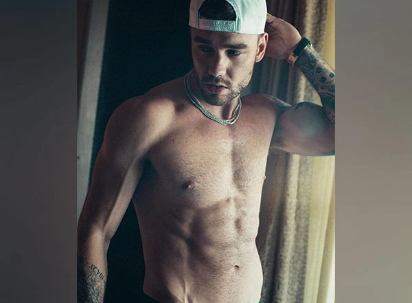 Entertainment News | Check out How Twitter Reacted to Liam Payne's Latest Pics from Beach Outing