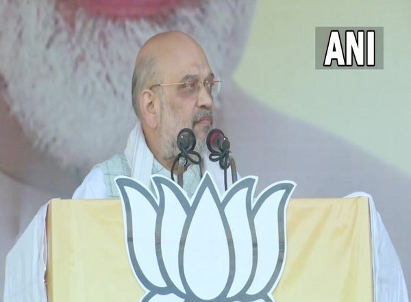 Amit Shah in Jharkhand Says 'Intruders Forcefully Marrying Tribal Girls, Grabbing Their Land'
