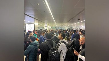 India News | Flights Delayed Due to Bad Weather at Delhi's IGIA