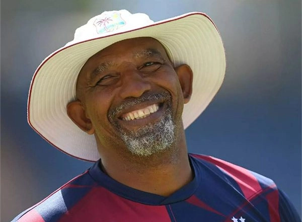 Sports News | Root, Uthappa Will Know How to Manoeuvre Team in Difficult Situations: Dubai Capitals' Head Coach Phil Simmons