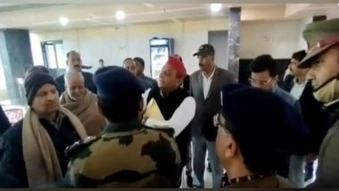 India News | Akhilesh Yadav Refuses Tea at Police Headquarters in Lucknow Following Arrest of SP Media Cell Leader