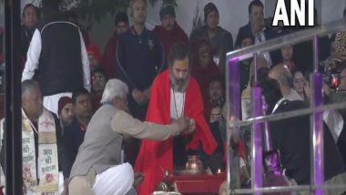 India News | Rahul Gandhi Offers Prayers, Performs Aarti at Brahma Sarovar in Haryana