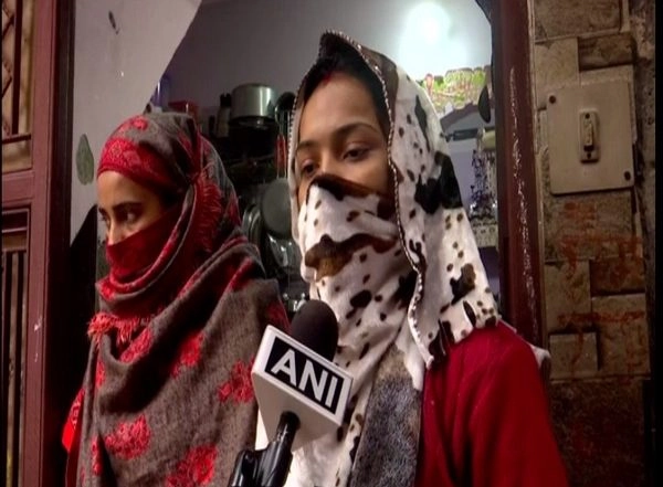 India News | Delhi Hit and Drag Case: Theft at Deceased Anjali's House, Kin Allege Involvement of Her Friend Nidhi