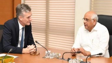 World News | UK Envoy Alex Ellis Holds Meeting with Gujarat CM Bhupendra Patel