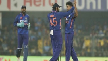 Sports News | Shami, Siraj Advised Me to Make Most of My Pace, Want to Be Accurate: Umran Malik After Fiery Spell Against Sri Lanka