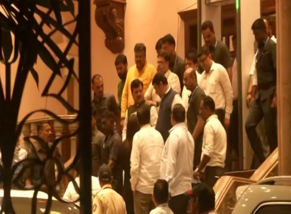 India News | Maharashtra: CM Eknath Shinde Reviews Preperations for PM Modi's Visit to Mumbai
