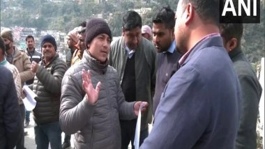 India News | Karnaprayag Building Cracks: Tehsil Administration, PWD Carries out Inspection