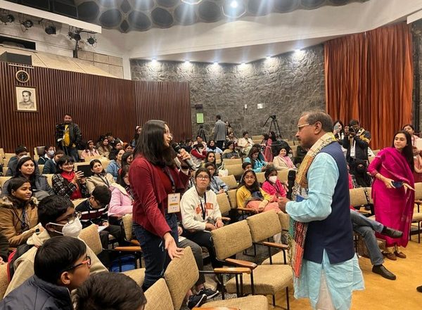 India News | Muskaan Literature Festival: Union Minister Mahendra Munjapara Interacts with Child Authors, Appreciates Their Hard Work