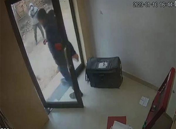 India News | Wazirabad Cash Van Heist CCTV Footage Recovered