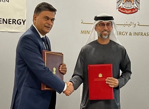 World News | India, UAE Reach Agreement on Green Hydrogen Development and Under Sea Cable Connectivity