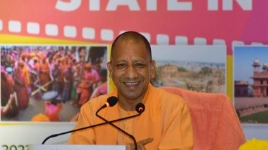 India News | Yogi Govt's Move to Boost Textile Industry of UP, to Benefit 5.5 Lakh Weavers