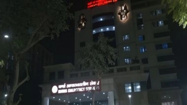 India News | Neighbours Attack Man with Acidic Substance After Quarrel over Pet Dog in Delhi