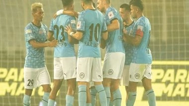 Sports News | ISL: Mumbai City FC Withstand ATKMB Attack in Battle of Nerves as They Seal Hard-fought 1-0 Win