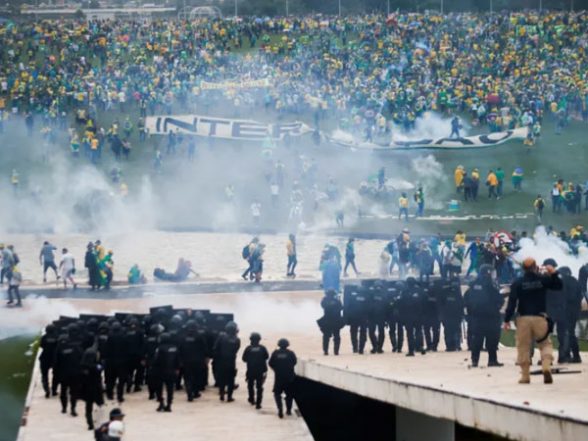 World News | Former Brazil Minister Arrested in Connection with Jan 8 Riots - Vimarsana News