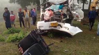 India News | 3 Killed, 14 Injured as Bus Rams into Truck in Assam's Morigaon