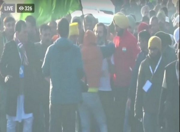 India News | Bharat Jodo Yatra: Police Say Security Breach as Man Hugs Rahul Gandhi in Punjab