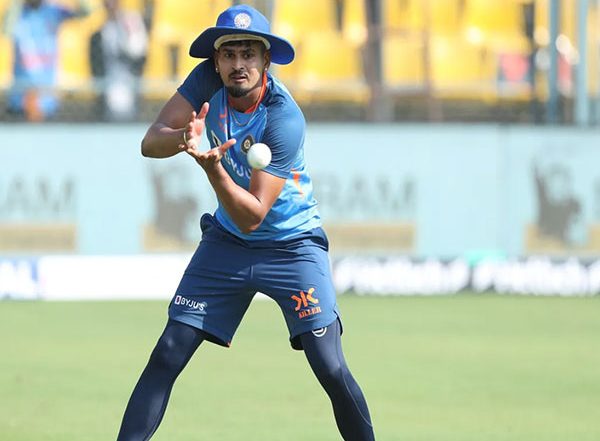 Sports News | Shreyas Iyer Ruled out of 3-match ODI Series Against New Zealand with Back Injury