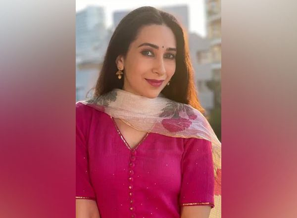 Entertainment News |  Karisma Kapoor's 'Brown' Goes to Berlin, Sister Kareena Congratulates the Team