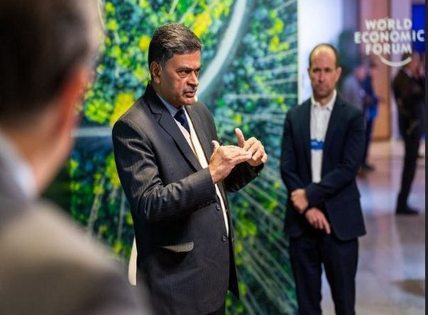 Business News | Developed Countries Must Help Small Farmers in Developing World: Minister RK Singh at WEF
