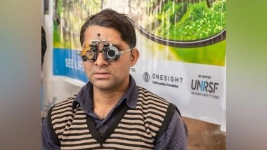 Business News | Delhi Bus Drivers Get Corrective Glasses from OneSight EssilorLuxottica Foundation - IVI