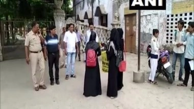 India News | Moradabad College Builds Changing Room Where Female Students Can Remove Burqa Before Entering