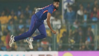 Sports News | Bowling Coach Paras Mhambrey Calls Siraj Integral Part of Team India for World Cup
