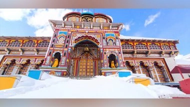 India News | Uttarakhand: Badrinath Temple Wrapped Under Heavy Snow