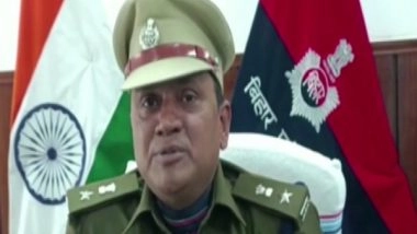 India News | Bihar: Video of Two Woman Constable Beating Teacher Goes Viral, SP Seeks Report