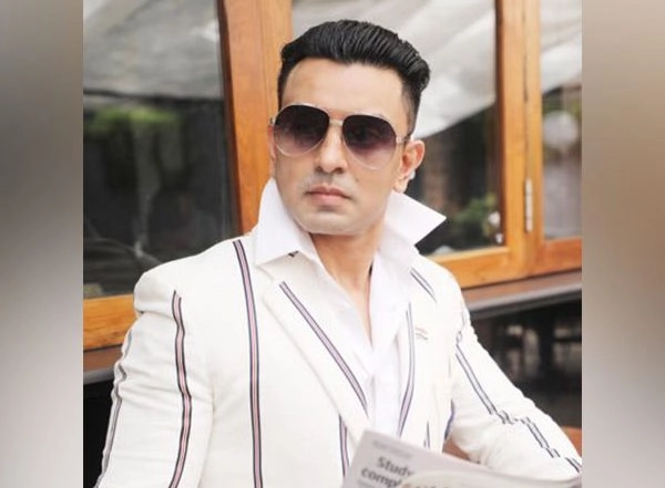 India News | 'Self-goal': Tehseen Poonawalla Attacks Digvijay Singh over Surgical Strike Remark