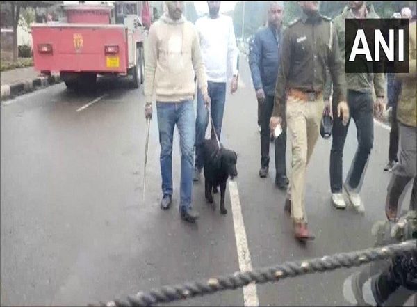 Bomb Threat: Chandigarh District Court Complex Vacated, Massive Search Underway