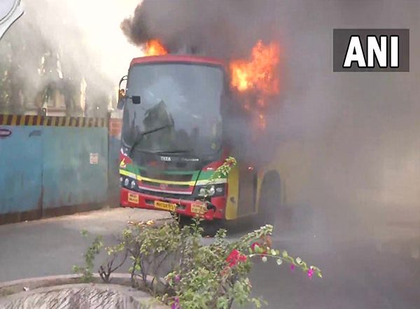 Mumbai: BEST Bus Catches Fire in Bandra; Rescue Operation Underway