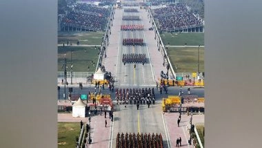 India News | President Murmu Approves 412 Gallantry Awards, Other Defence Decorations to Armed Forces Personnel on Republic Day