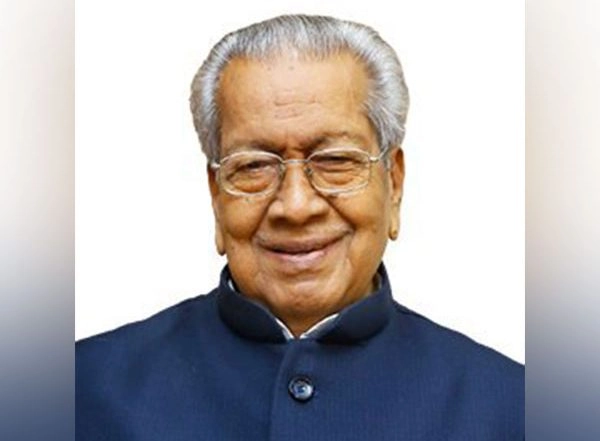 India News | Andhra Pradesh Governor Biswabhusan Harichandan Congratulates Padma Shri Awardees