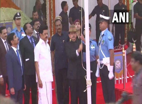 India News | 74th Republic Day: Tamil Nadu Governor RN Ravi Unfurls Tricolour in Chennai