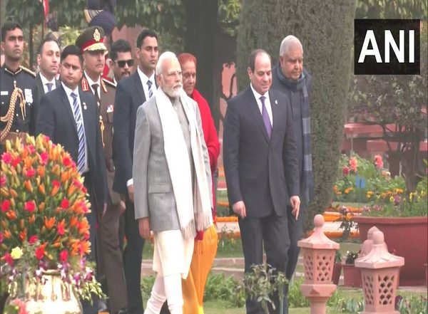 World News | Egyptian President Abdel Fattah El-Sisi Attends 'At Home' Reception in New Delhi