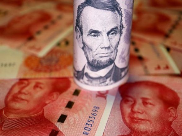 World News | US Dollar Gains Strength as Chinese Yuan Depreciates Amid Its Shrinking Economy - Vimarsana News
