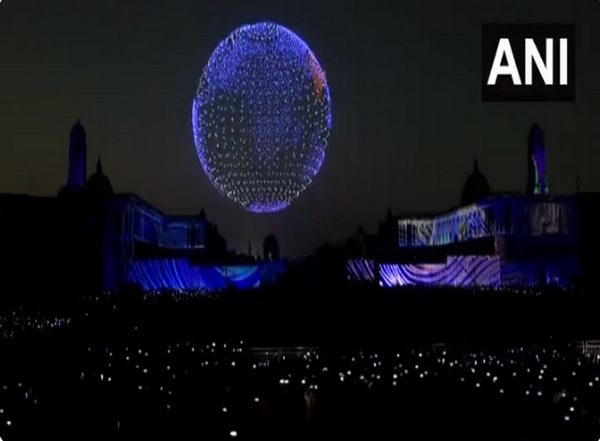 Beating Retreat Ceremony 2023: Delhi Sky Dazzles with Light and Drone Show (Watch Video)