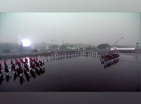 India News | Indian Tunes Based on Ragas, Drone Show Among Highlights of Beating Retreat Ceremony at Vijay Chowk