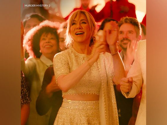 Entertainment News | Woah! Jennifer Aniston Turns 'desi Girl', Wears Manish Malhotra Lehenga in Hollywood Film - Vimarsana News