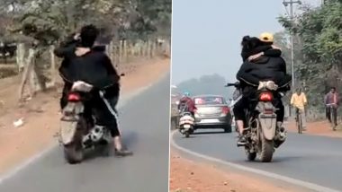 Chhattisgarh: Couple Seen Hugging and Kissing Each Other on Moving Bike in Durg's Bhilai, Video of Romance Goes Viral