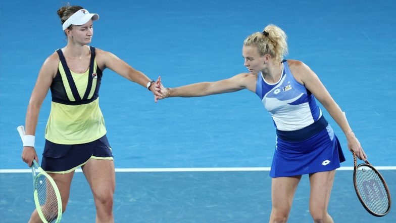 Barbora Krejcikova and Katerina Siniakova Defend Australian Open 2023 Women's Doubles Title, Beat Shuko Aoyama and Ena Shibahara By Straight Sets in Final