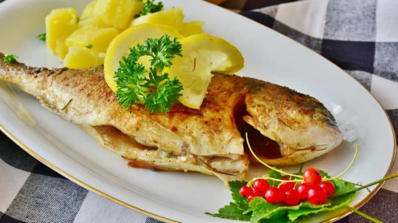 Fish Served on Plate at Restaurant in Japan Comes Alive, Bites Chopstick; Video Goes Viral