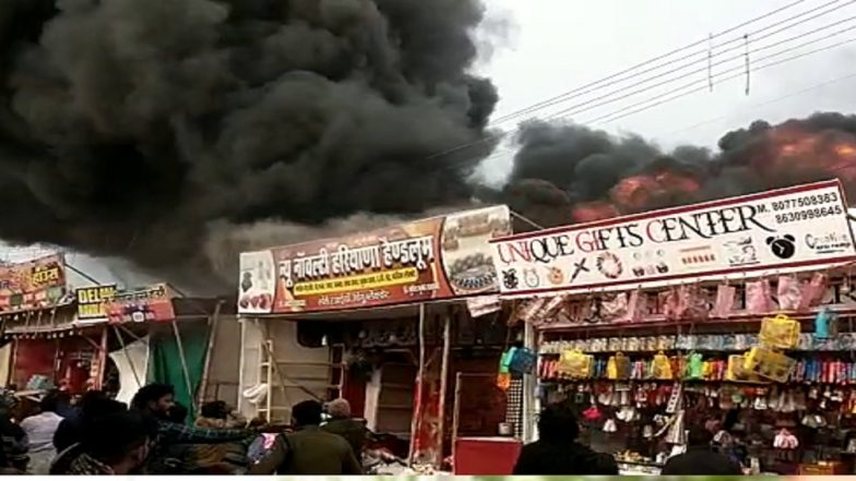 Madhya Pradesh Fire: Massive Blaze Erupts at Gwalior Trade Fair Due Leakage From Gas Cylinder, No Casualty Reported (See Pics)