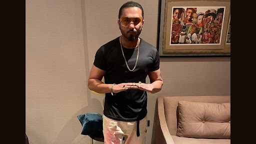 Honey Singh on His Comeback Struggle; Thanks Salman Khan, Akshay Kumar for Helping, Says &rsquo;Hope This Year Will Be Massive for Me&rsquo;